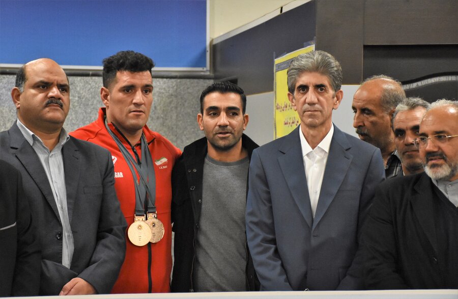 استقبال از مسعود رستگار