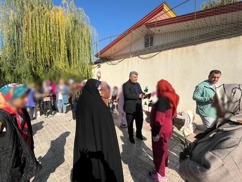 بازدید فرماندار شهرستان ساوجبلاغ از مرکز نگهداری و توانبخشی شبانه روزی اعصاب و روان رادبانو