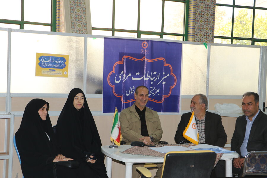 حضور سرپرست اداره کل بهزیستی خراسان شمالی در میز ارتباطات مردمی بمناسبت گرامیداشت هفته بسیج