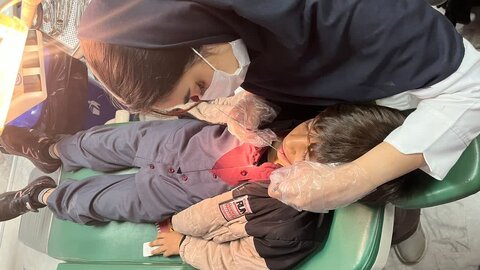  برنامه ویزیت و  دندان پزشکی برای مرکز حمایتی آموزشی کودک وخانواده سرای امید