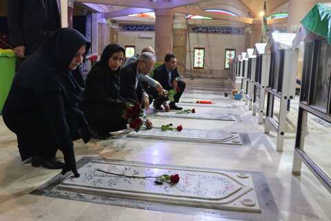 عطر فاطمی در گلزار شهدای بوشهر؛ تجدید میثاق بهزیستی با آرمان‌های شهدا و بانوی دو عالم در هفته بسیج