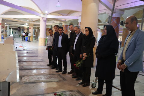 عطر فاطمی در گلزار شهدای بوشهر؛ تجدید میثاق بهزیستی با آرمان‌های شهدا و بانوی دو عالم در هفته بسیج