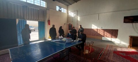 نمین| انجام تست HIV در کمپ ترک اعتیاد