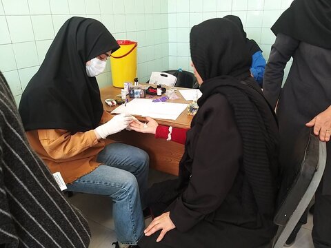 شهرتهران | اجرای طرح غربالگری سلامت جسمی زنان سرپرست خانوار در مرکز بهزیستی حر