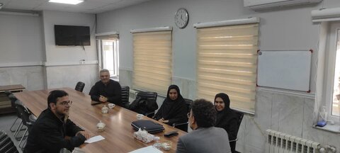 فردیس | حضور کارشناس مسئول دفتر عملکرد و بازرسی استان البرز در بهزیستی فردیس