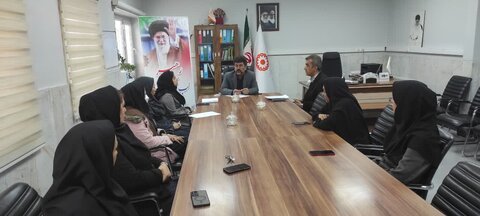 نشست هم اندیشی کارشناسان حوزه های تخصصی بهزیستی فردیس برگزار شد