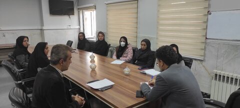 نشست هم اندیشی کارشناسان حوزه های تخصصی بهزیستی فردیس برگزار شد