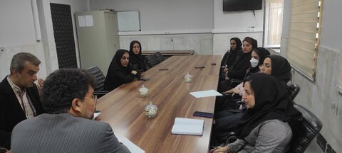 نشست هم اندیشی کارشناسان حوزه های تخصصی بهزیستی فردیس برگزار شد