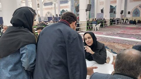 برگزاری میز خدمت جمعی از  ادارات در مصلی امام خمینی(ره) نظرآباد
