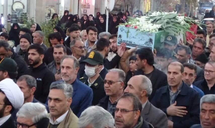 استقبال باشکوه مردم چهاربرج از پیکر مطهرشهید گمنام