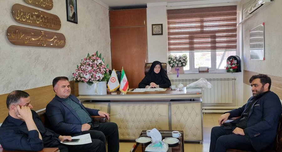 دیدار رئیس بیمه روستایی و عشایری و رئیس شورای روستای مغانجوق با رئیس بهزیستی  سلماس