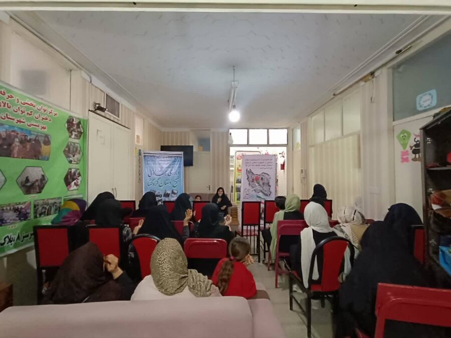 قرچک l برگزاری مراسم عزاداری و توزیع نذری به مناسبت ایام سوگواری حضرت فاطمه زهرا (س)