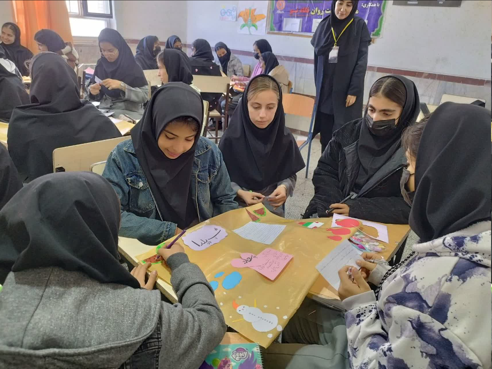 بازدید کارشناس‌مسئول آسیب‌های اجتماعی بهزیستی استان از طرح مانا در لالجین