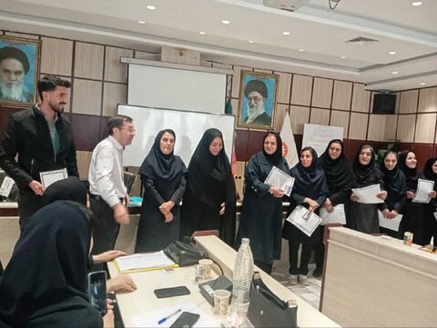 برگزاری دوره آموزشی مراقبین مراکز مراقبت در منزل با حضور مدیرکل بهزیستی گلستان