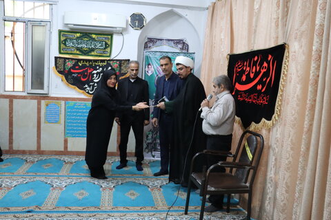 برگزاری مراسم پرفیض زیارت عاشورا و تجلیل از بسیجیان نمونه در بهزیستی استان