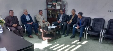 همکاری بهزیستی سقز و بنیاد قلم‌چی برای حمایت آموزشی