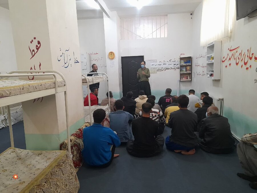 پویش «من هم تست HIV انجام می‌دهم» در مرکز ژینگه‌یاران مریوان اجرا شد