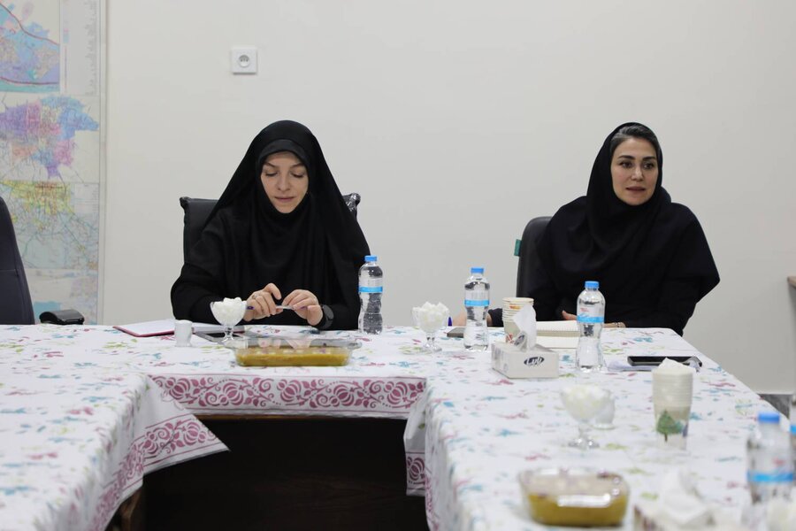 شهرتهران| تمرکز بر آرامش در ارائه خدمات و همکاری بین‌بخشی در نشست مدیر بهزیستی با رؤسای مراکز دولتی