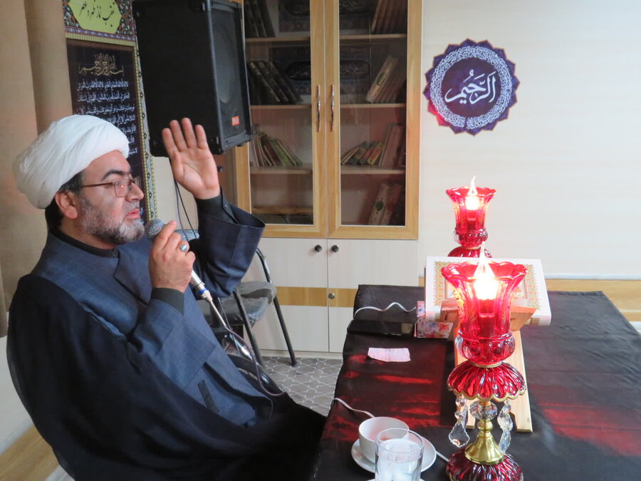 قرائت حدیث شریف کسا و عزاداری به مناسبت شهادت حضرت زهرا (س)