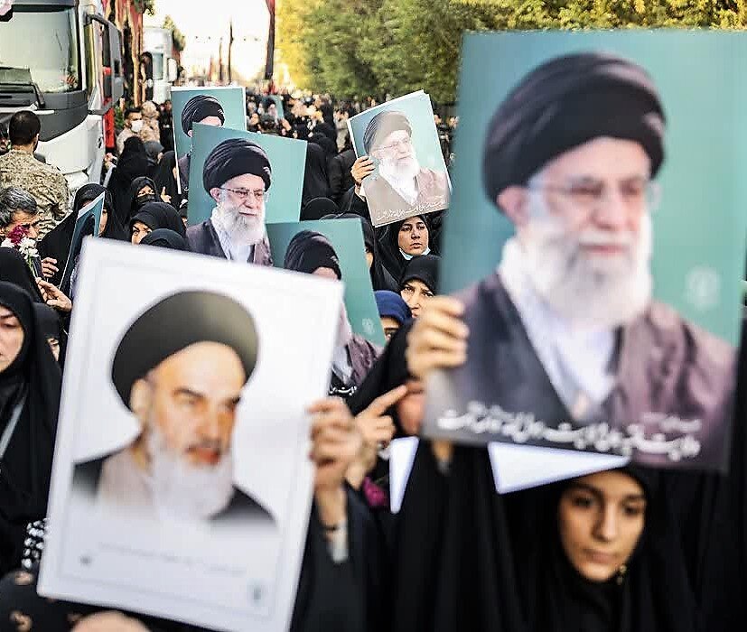 تشییع شهداء گمنام