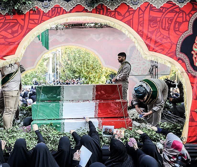 تشییع شهداء گمنام