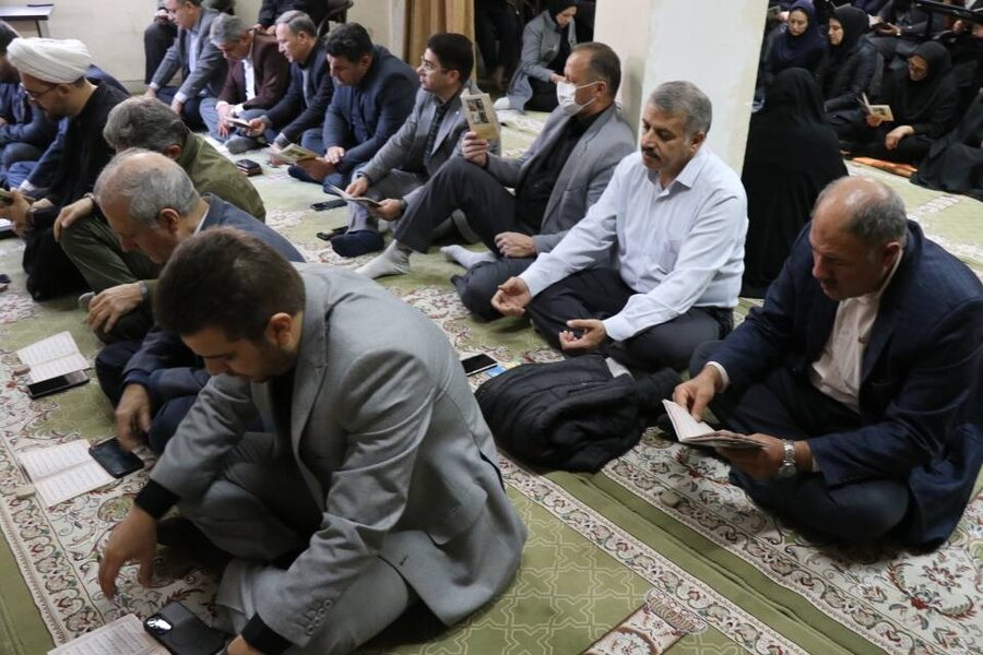 برگزاری مراسم معنوی بزرگداشت سالروز شهادت حضرت فاطمه زهرا(س) در اداره کل بهزیستی استان آذربایجان غربی