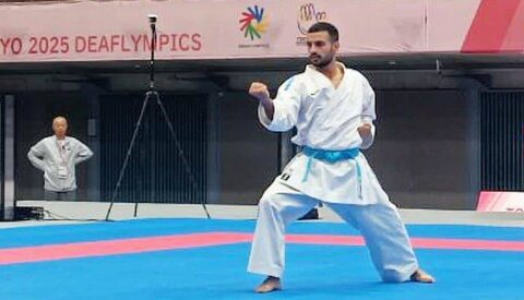 آغاز مدال آوری روز هشتم با کاراته؛ پژمان گلچهره دلخانی در کاتا نایب قهرمان شد