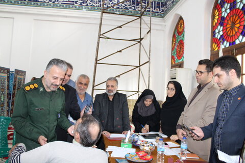 برپایی میز خدمت جهادی بهزیستی گیلان و سایر دستگاه های اجرایی در مصلی امام خمینی(ره) رشت