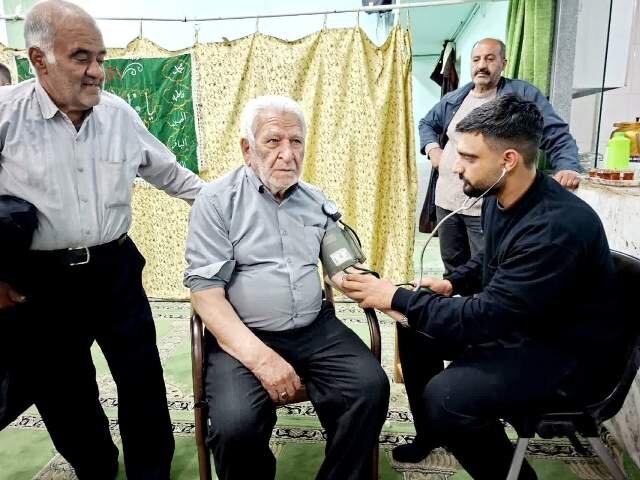 نطنز| مسجد توکل بادرود، میزبان مرکز مهر و گفتگوی بهزیست محله