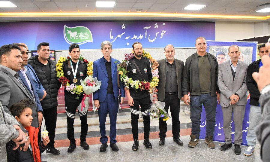 استقبال از قهرمانان فوتبال 7 نفره