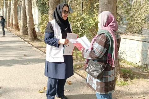 کرج | آگاهسازی شهروندان به مناسبت روز جهانی منع خشونت علیه زنان