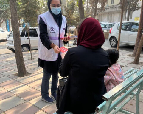 کرج | آگاهسازی شهروندان به مناسبت روز جهانی منع خشونت علیه زنان