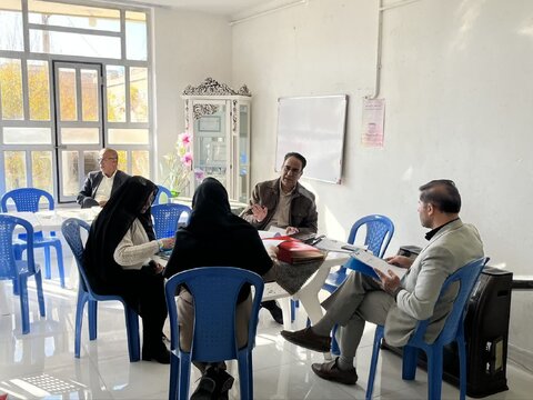 حضور کارشناس مسئول پیشگیری ، درمان و بازتوانی اعتیاد بهزیستی استان یزد در شهرستان ابرکوه