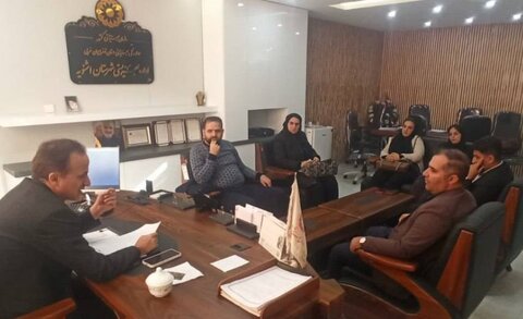 برگزاری جلسه برنامه‌ریزی هفته معلولین در اداره بهزیستی با حضور کارشناسان و مددکاران