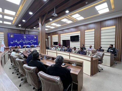 تقدیر مدیرکل بهزیستی فارس از کارکنان واحدهای نقلیه، خدمات و تأسیسات