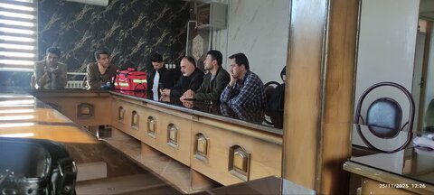 برگزاری جلسه آموزشی کنترل قند و فشار خون در بهزیستی سقز