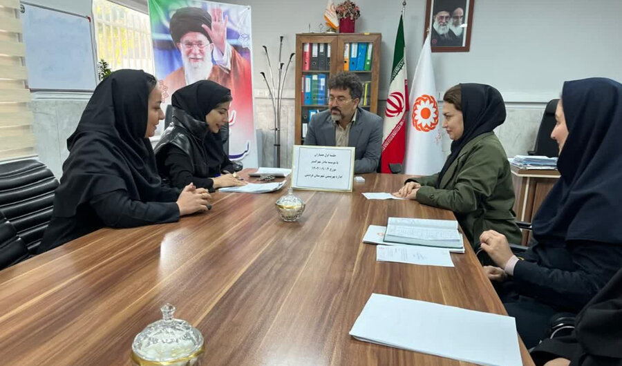 فردیس | نشست هم اندیشی با موضوع اجرای طرح همیاران در محله برگزار شد