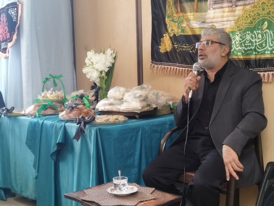 مراسم سوگواری حضرت فاطمه‌الزهرا (س) در مرکز خانه گل‌های مهریز برگزار شد