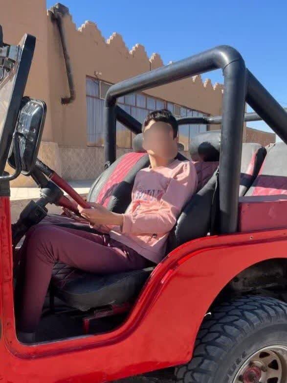 برگزاری اردوی یک‌روزه کویرنوردی برای کودکان اتیسم مرکز «ذهن آبی»