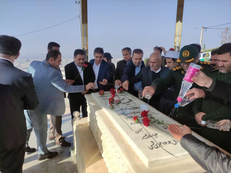 گرامیداشت یاد و خاطره شهدای شهرستان بوکان به مناسبت گرامیداشت هفته بسیج