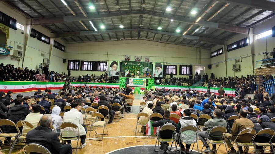 همایش اقتدار بسیجیان در سنندج برگزار شد