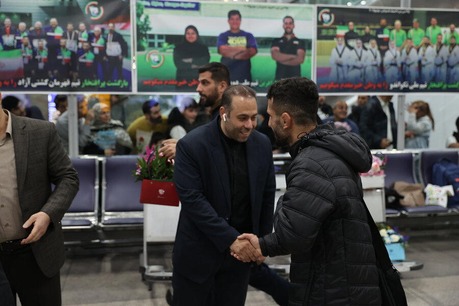 استقبال از کاروان ورزشی ناشنوایان