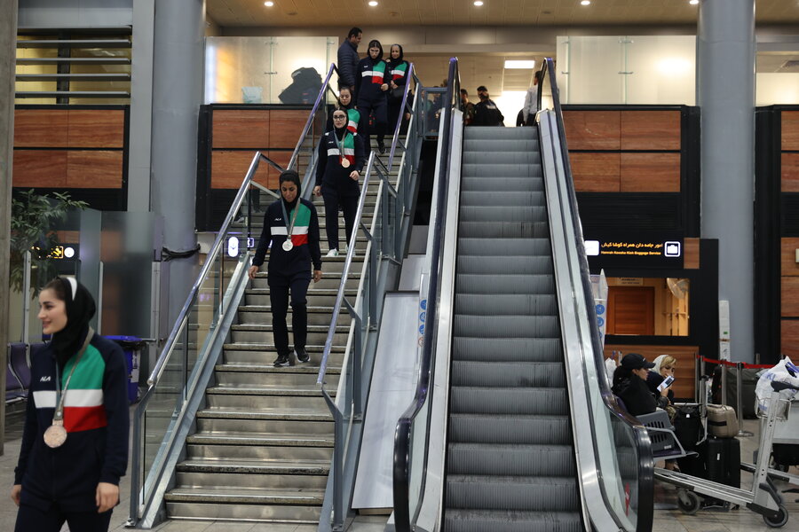 استقبال از کاروان ورزشی ناشنوایان