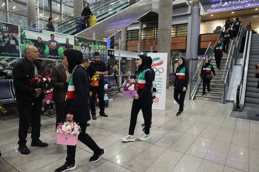 استقبال از کاروان ورزشی ناشنوایان