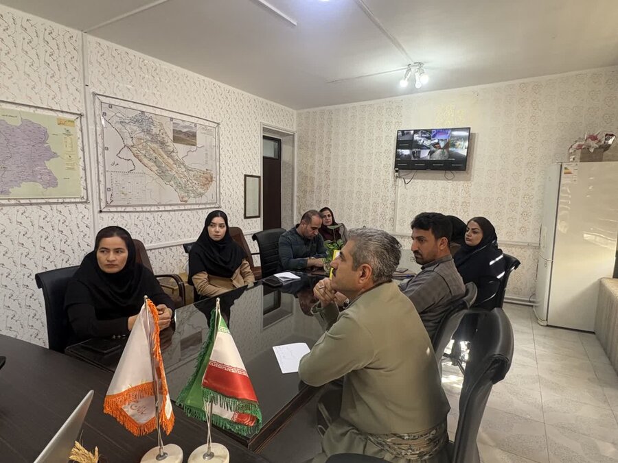 جلسه برنامه‌ریزی جشنواره «زندگی با قرآن» در سروآباد برگزار شد
