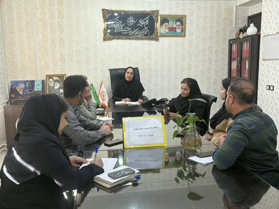 جلسه برنامه‌ریزی جشنواره «زندگی با قرآن» در سروآباد برگزار شد
