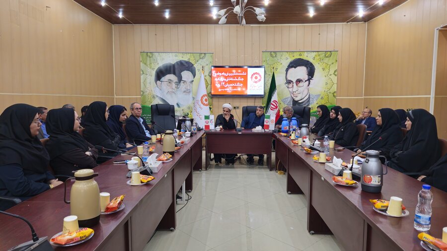 نشست تبیینی هفته بسیج در بهزیستی استان با محوریت جنگ تحمیلی ۱۲ روزه و جنگ شناختی برگزار شد