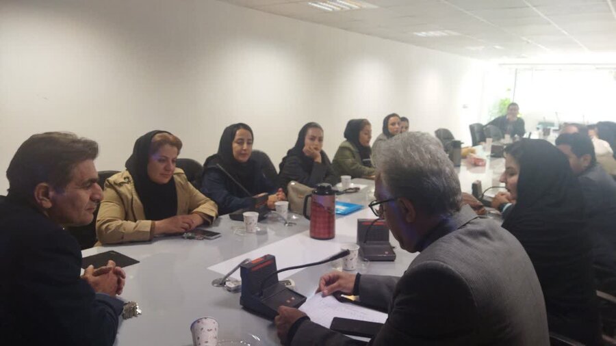 نشست فرهنگی «زندگی با قرآن» در بهزیستی سنندج برگزار شد 
