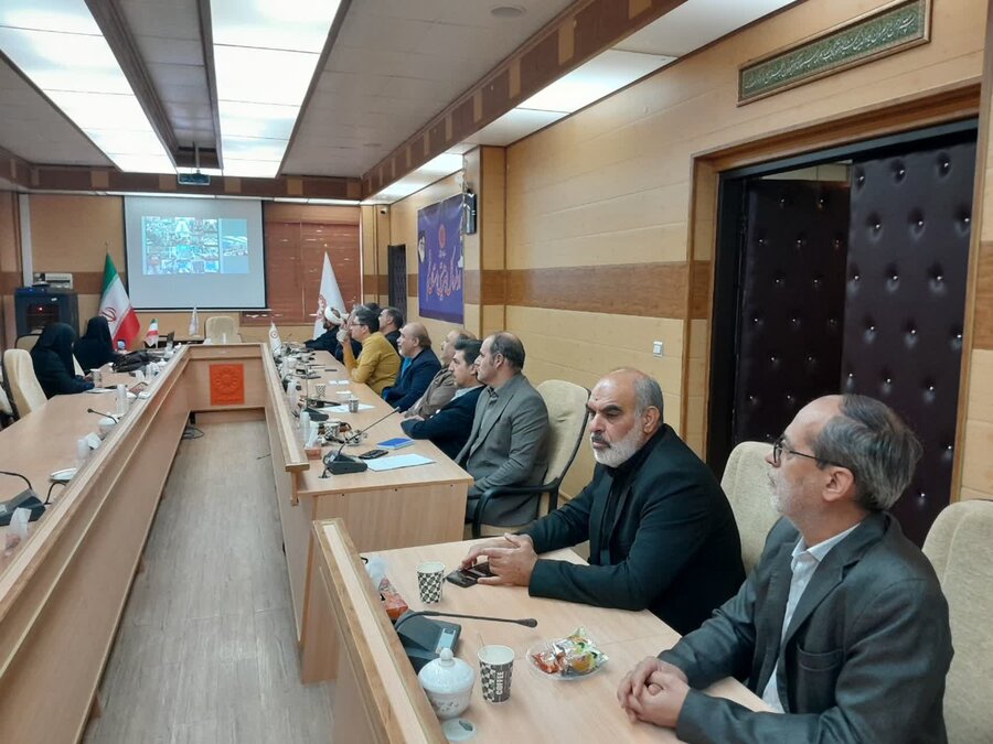 تشکیل جلسه شورای معاونین بهزیستی قم و ارتباط ویدئوکنفرانسی با بهزیستی کشور