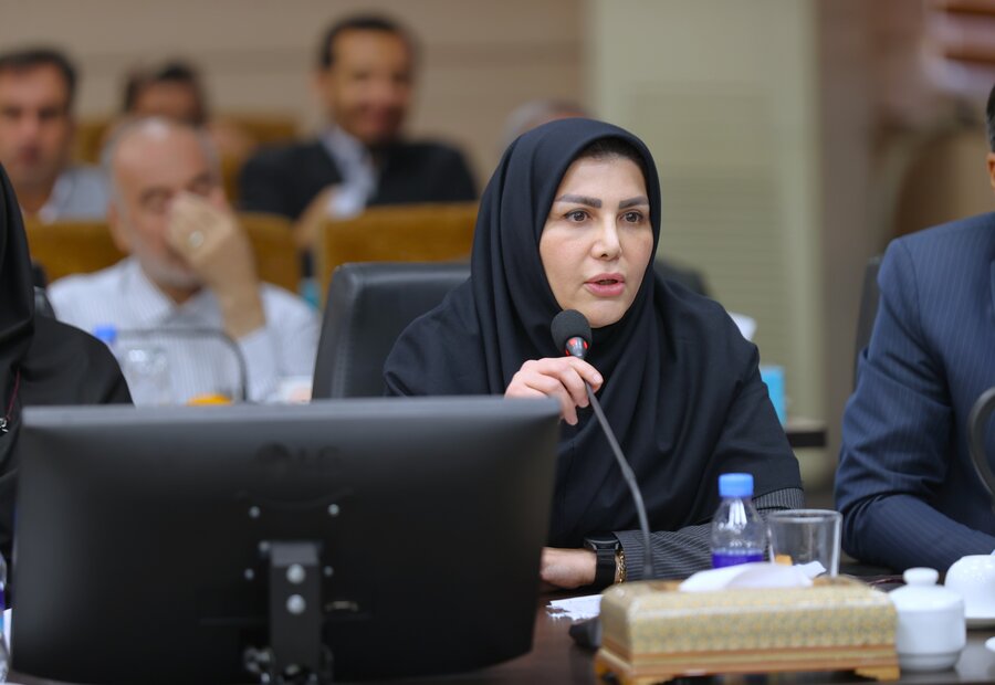 نشست بررسی  مسائل اجتماعی محور و محله محور با حضور وزیر تعاون کار رفاه اجتماعی